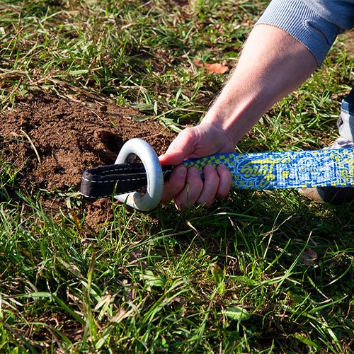 How to Set Up a Slackline in Your Garden - GIBBON Slacklines